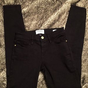 Women’s Frame Skinny Jeans size 25 color black